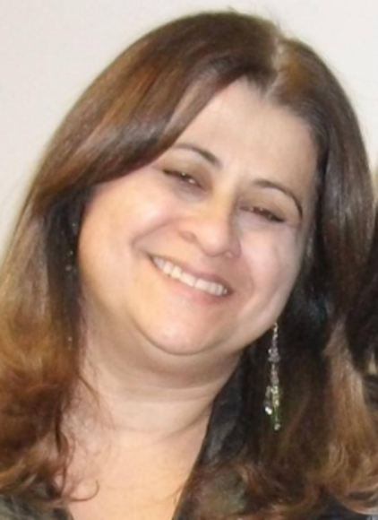 Denize Mota (Titular da Secretaria de Gestão de Pessoas e Vice-Coordenadora dos dois Comitês) Mulher cisgênero, branca, heterossexual, de 60 anos, sem deficiência, paulistana da gema. Exerço minhas atividades na Diretoria da Secretaria de Gestão de Pessoas do TRT-2, com atuação na área de gestão de pessoas e rotinas administrativas.