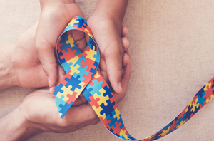 Notícia: Empregada pública tem direito à redução de jornada para cuidar de dois filhos com autismo