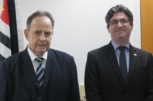 Notícia: TRT-2 empossa o juiz substituto Maurício Evandro Campos Costa