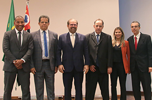 Notícia: TRT-2 e Federação Paulista de Futebol assinam convênio para estimular a mediação e a conciliação