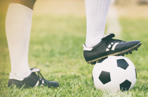 Notícia: Justiça do Trabalho condena clube de futebol por dispensa discriminatória e determina reintegração