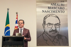 Notícia: Juiz Amauri Mascaro Nascimento é homenageado e dá nome ao auditório do Fórum Ruy Barbosa